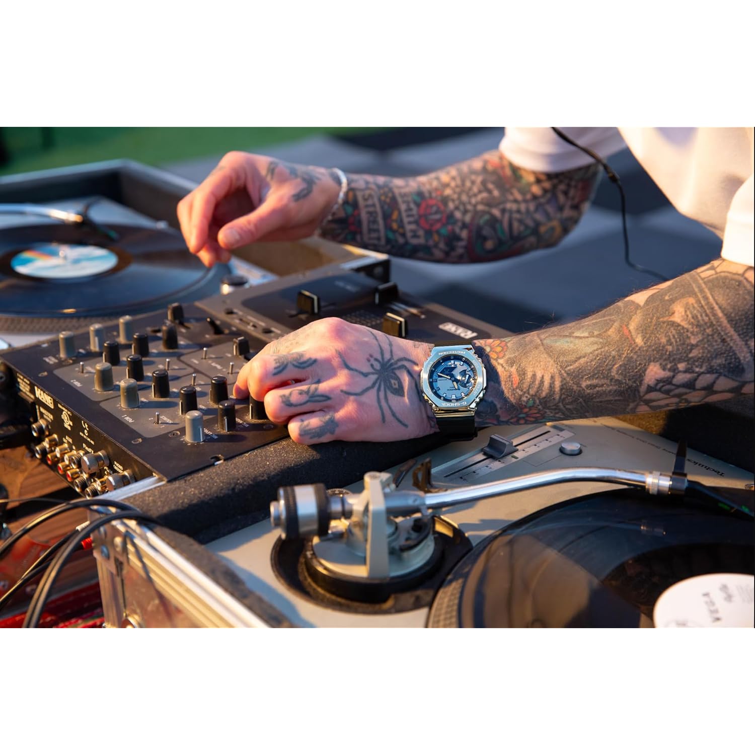 G-Shock Casio Metal Covered Octagonal svart Resin Band - Image 8