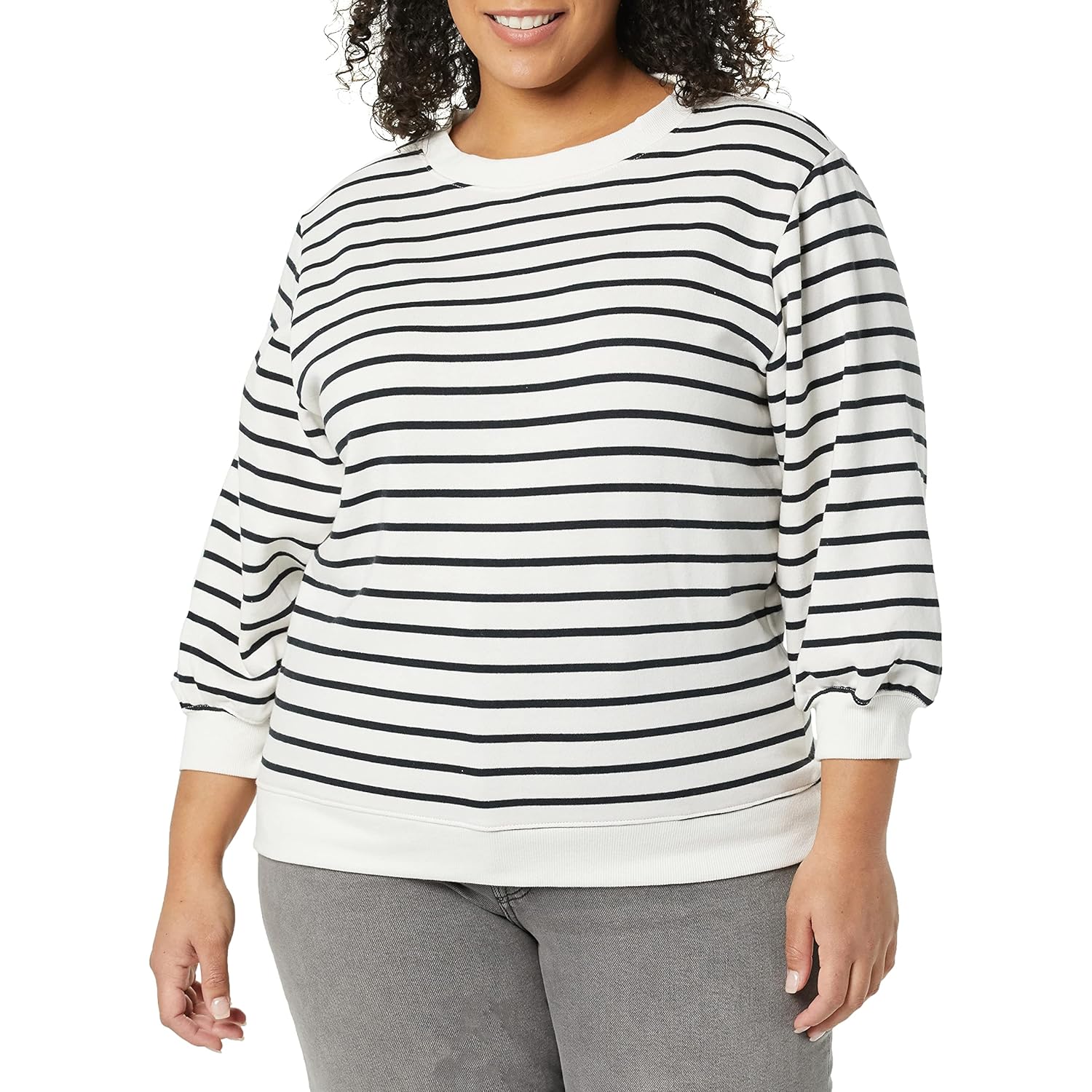 Amazon Essentials Dam French Terry fleece Crewneck sweatshirt - Image 3